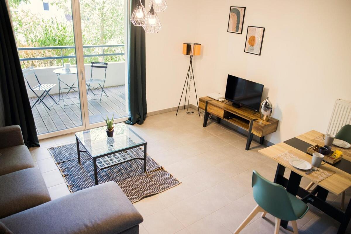 Apartamento Le Jardin Séquoia - Terrasse - Parking - Arrivée Autonome LʼUnion Exterior foto